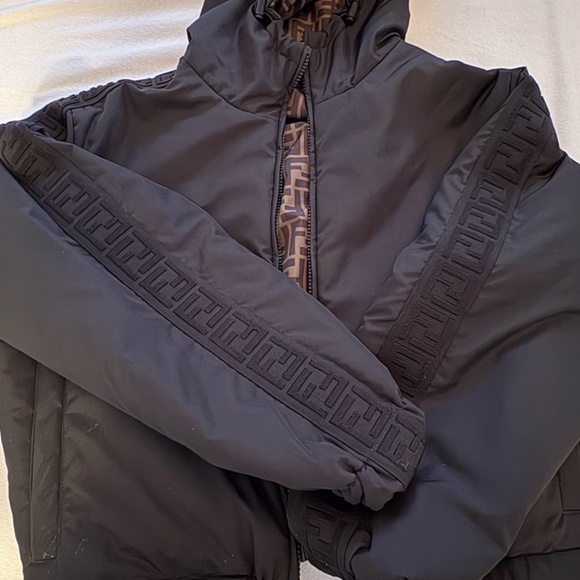 Fendi x Kway Reversible Kids Nylon Bomber with Hood - Picture 9 of 10